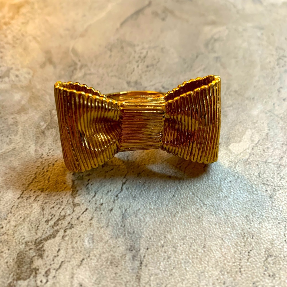 Kate Spade costume jewelry bow ring